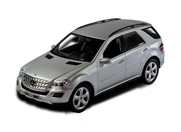 Samochód sterowany Mercedes-Benz ML500 skala 1:16