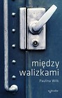 Między walizkami