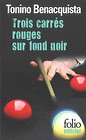 Trois carres rouges sur fond noir