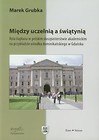 Między uczelnią a świątynią